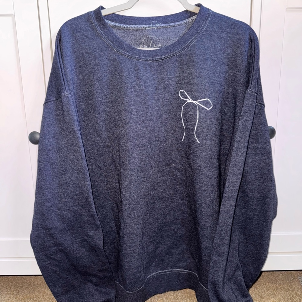 PacSun Navy Crewneck Sweater with White Accent